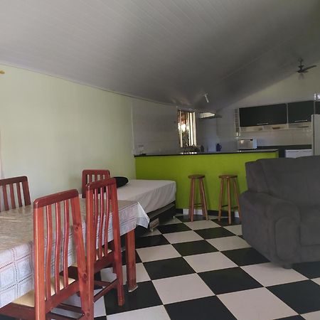 Chales Margarida Ubatuba Quarto foto